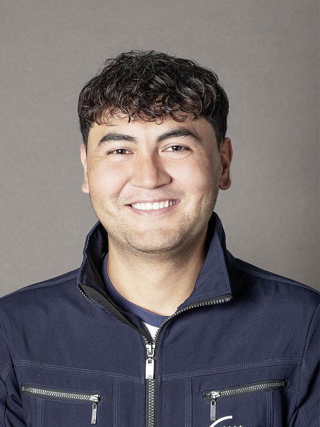 Ahmad Ismaili – Auszubildender